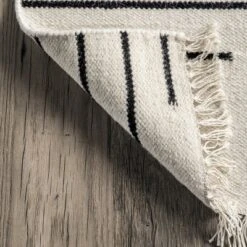 NuLOOM Delora Bohemian Wool Blend Tasseled Area Rug -Home Decor Store GUEST 1f99d12c 8f10 4d2e 83ed d27eca99d792