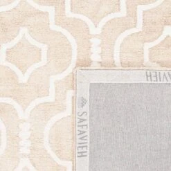 Alyson Accent Area Rug - Safavieh -Home Decor Store GUEST 422f2922 7a61 4579 9258 5e9e0941a449