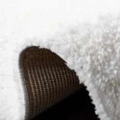 Suzan Rug - Safavieh -Home Decor Store GUEST 75e8ee50 5890 4483 aa4c e00e2a6c9914