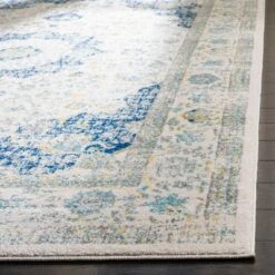 Nathalia Medallion Accent Rug - Safavieh