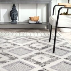 NuLOOM Journey Shaggy Checkered Tiles Tassel Area Rug -Home Decor Store GUEST 9a642401 44e9 4949 9920 f6112f57fe75