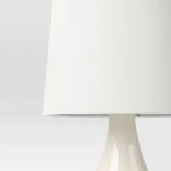 Montreal Wren Assembled Table Lamp White - Threshold™ -Home Decor Store GUEST bb462b58 8466 4cbc 8047 54d2641672ee