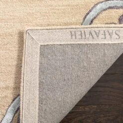 Roxanne Medallion Tufted Accent Rug - Safavieh -Home Decor Store GUEST c5db7797 0ef3 4c85 9338 59163805f3f0