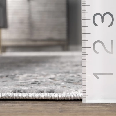 NuLOOM Lola Distressed Medallion Area Rug 4 NuLOOM Lola Distressed Medallion Area Rug - Image 2