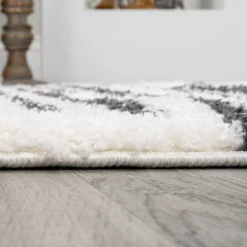 Elm Diamond Stripe Geometric Shag Indoor Area Rug - JONATHAN Y 13 Elm Diamond Stripe Geometric Shag Indoor Area Rug - JONATHAN Y -Home Decor Store GUEST e65a2f01 0fc1 47ad ba56 08cf8c8fef53