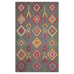 Dakine Geometric Tufted Area Rug - Safavieh -Home Decor Store GUEST ea2a7341 c56e 4f2d b2d5 eebbf2d8e902