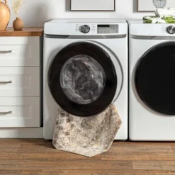 NuLOOM Lucci Machine Washable Aztec Area Rug -Home Decor Store GUEST eca56fa4 c207 4724 b7ac 5e83a02187c2 1