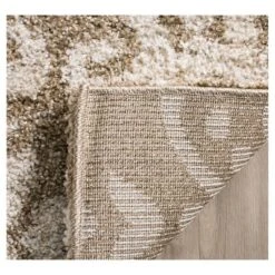 Sutton Rug - Safavieh -Home Decor Store GUEST ef92d992 0455 4c8d 8187 69462fc235cf